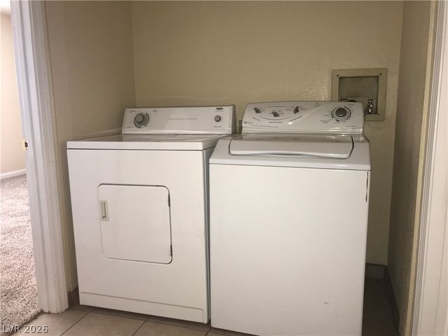 3500 Mercury Street G, North Las Vegas, NV 89030