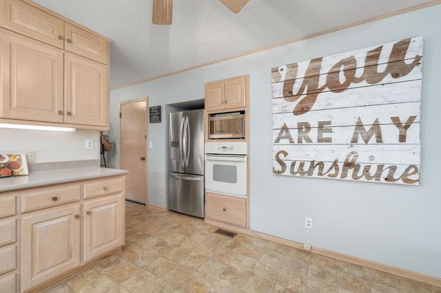 735 N Chickadee, Wichita, KS 67212
