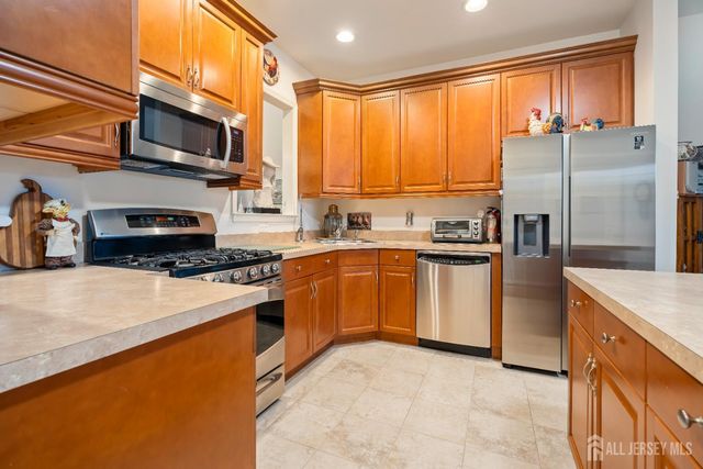 5903 Schindler Drive, South Brunswick, NJ 08852