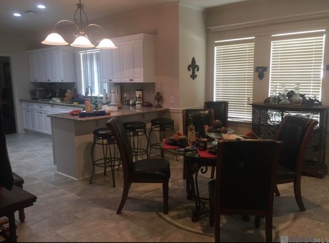 12931 Deerpath Way, Baton Rouge, LA 70816