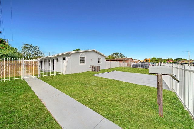 19110 NW 36th Ave 19110, Miami Gardens, FL 33056