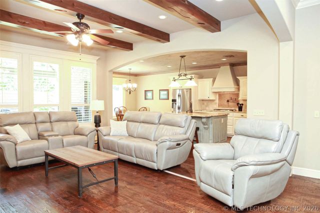 10809 S Redbud Place, Jenks, OK 74037