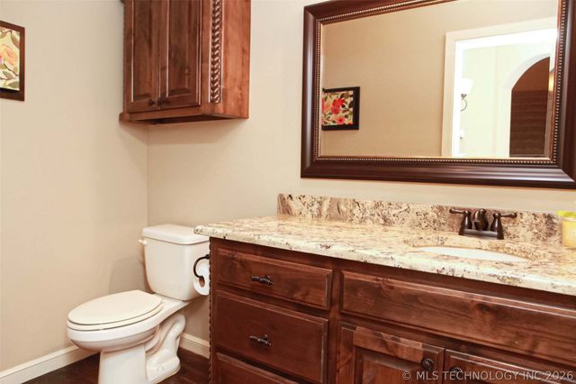 10809 S Redbud Place, Jenks, OK 74037