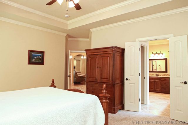 10809 S Redbud Place, Jenks, OK 74037