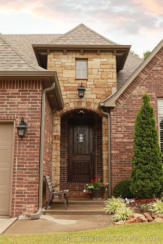 10809 S Redbud Place, Jenks, OK 74037