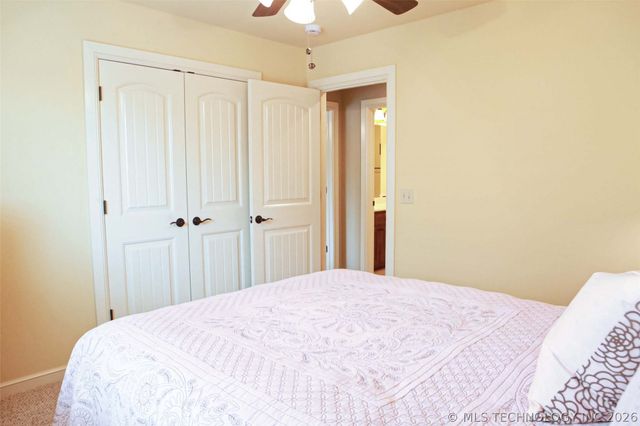 10809 S Redbud Place, Jenks, OK 74037