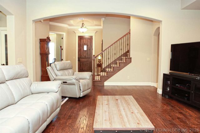 10809 S Redbud Place, Jenks, OK 74037