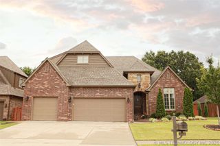 10809 S Redbud Place, Jenks, OK 74037