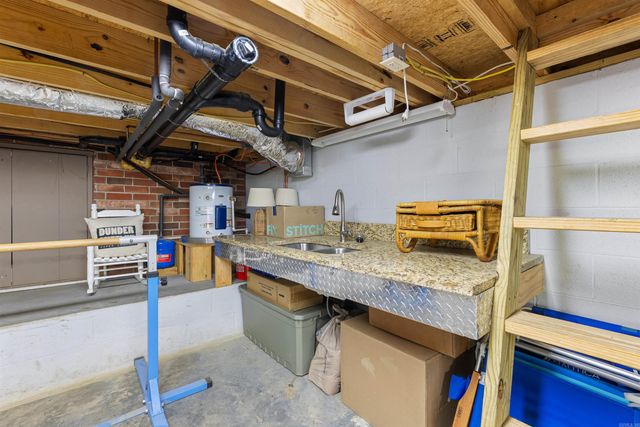 22 Dove Creek Circle, North Little Rock, AR 72116