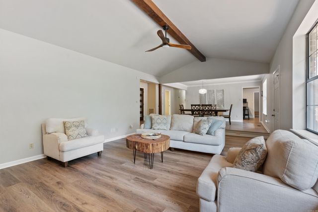 22 Dove Creek Circle, North Little Rock, AR 72116