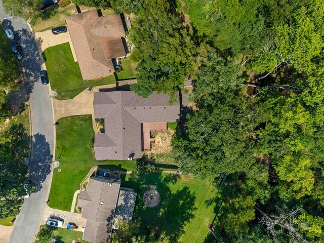 22 Dove Creek Circle, North Little Rock, AR 72116