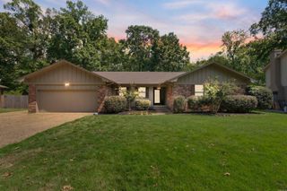 22 Dove Creek Circle, North Little Rock, AR 72116