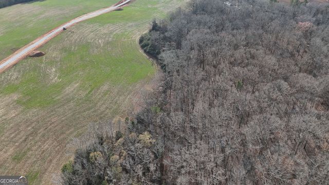 2 Far A Way Road, Elberton, GA 30635