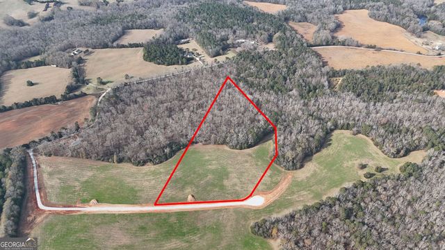 2 Far A Way Road, Elberton, GA 30635
