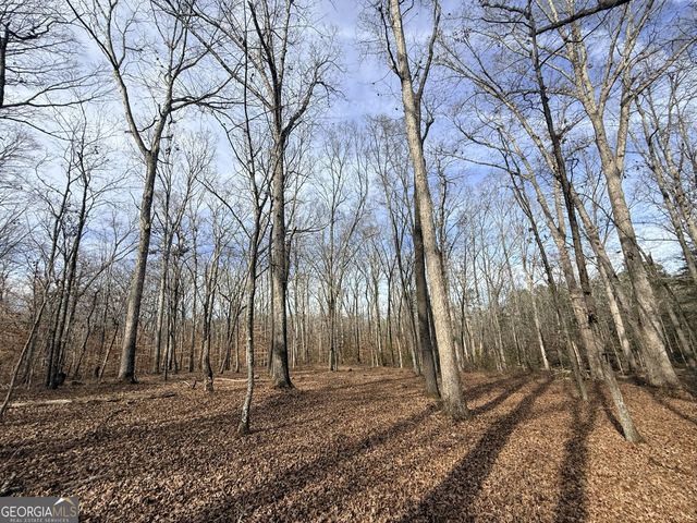 2 Far A Way Road, Elberton, GA 30635