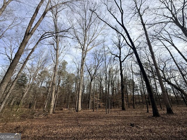 2 Far A Way Road, Elberton, GA 30635