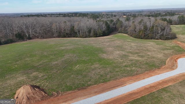 2 Far A Way Road, Elberton, GA 30635
