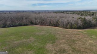 2 Far A Way Road, Elberton, GA 30635