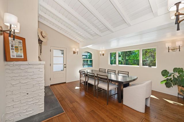 363 Rio Vista Dr, Auburn, CA 95603