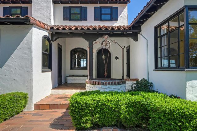 363 Rio Vista Dr, Auburn, CA 95603