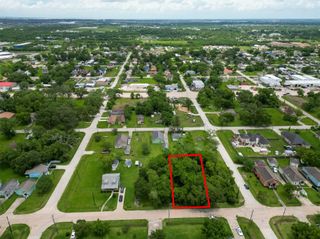 000 Avenue G, Dickinson, TX 77539