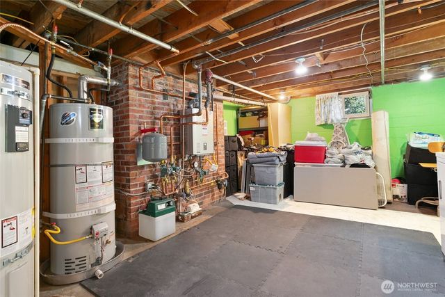 214 J Street NE, Auburn, WA 98002