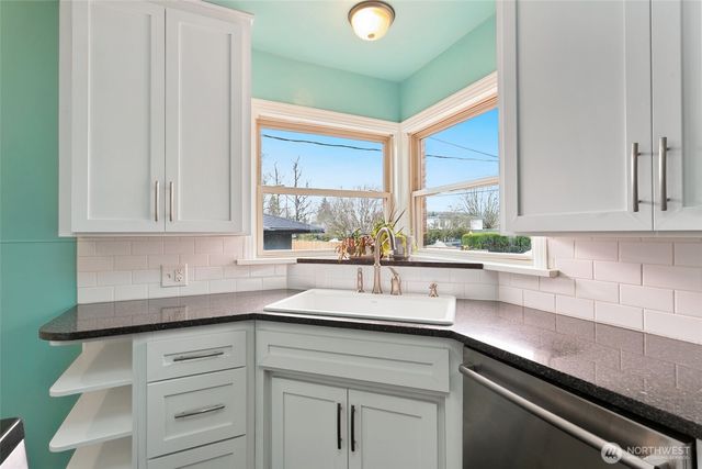 214 J Street NE, Auburn, WA 98002