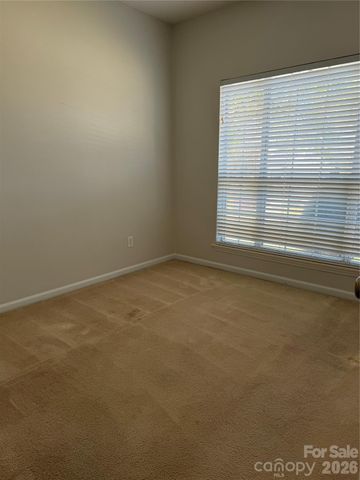 8405 Duckwood Lane, Charlotte, NC 28215