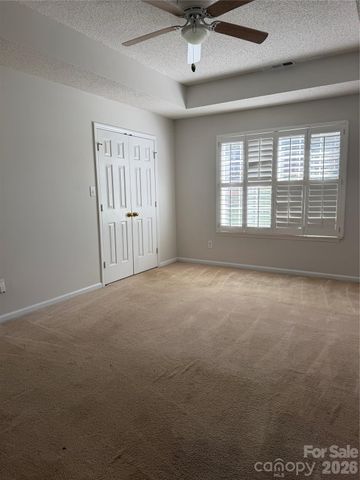 8405 Duckwood Lane, Charlotte, NC 28215