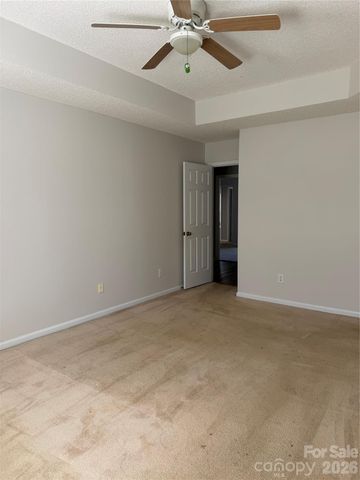 8405 Duckwood Lane, Charlotte, NC 28215