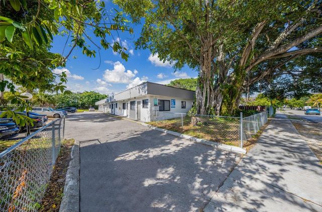 2237 Taylor St, Hollywood, FL 33020