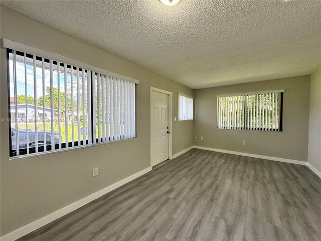 2237 Taylor St, Hollywood, FL 33020