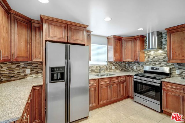 1314 Omelveny Avenue, San Fernando, CA 91340