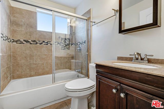 1314 Omelveny Avenue, San Fernando, CA 91340