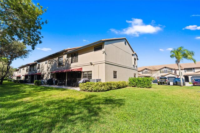 9129 N Vineyard Lake Drive 9129, Plantation, FL 33324