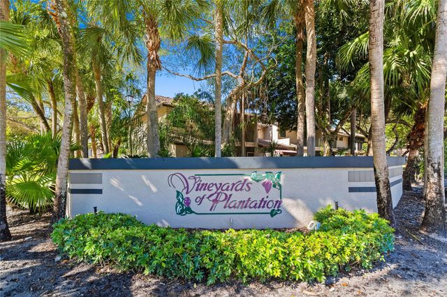 9129 N Vineyard Lake Drive 9129, Plantation, FL 33324