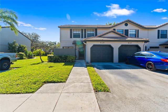 9129 N Vineyard Lake Drive 9129, Plantation, FL 33324