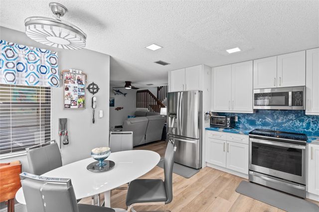 9129 N Vineyard Lake Drive 9129, Plantation, FL 33324