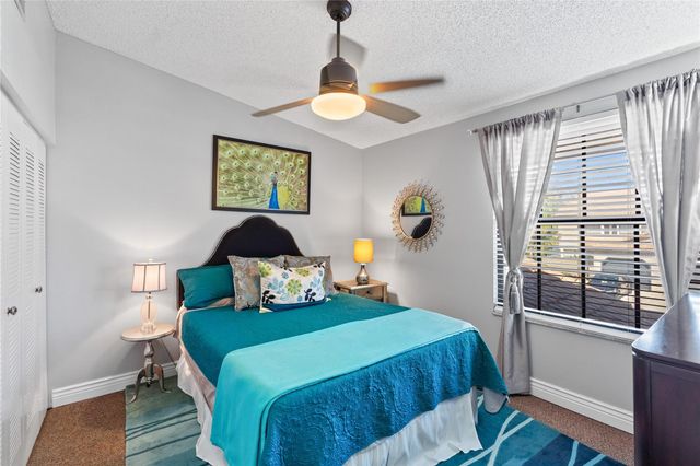 9129 N Vineyard Lake Drive 9129, Plantation, FL 33324