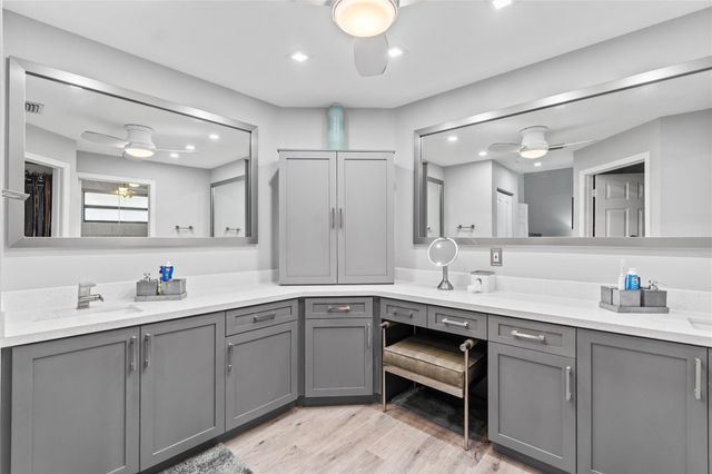 9129 N Vineyard Lake Drive 9129, Plantation, FL 33324