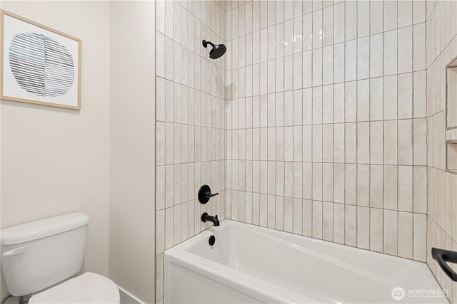 15323 210th Avenue Ct E, Bonney Lake, WA 98391