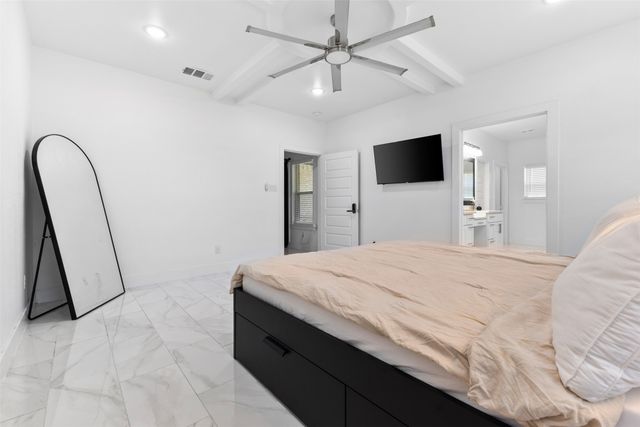2107 Cole Street, Mabank, TX 75147
