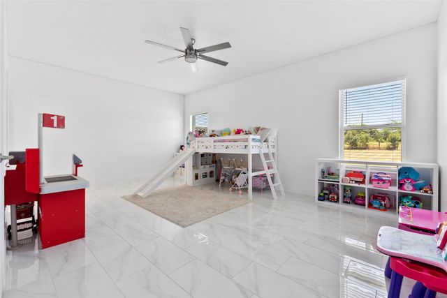 2107 Cole Street, Mabank, TX 75147