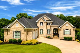 108 Worsham Lane, Anderson, SC 29621