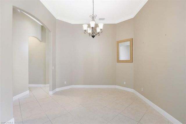 3304 Potomac CT, Naples, FL 34120