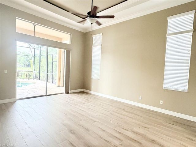 3304 Potomac CT, Naples, FL 34120