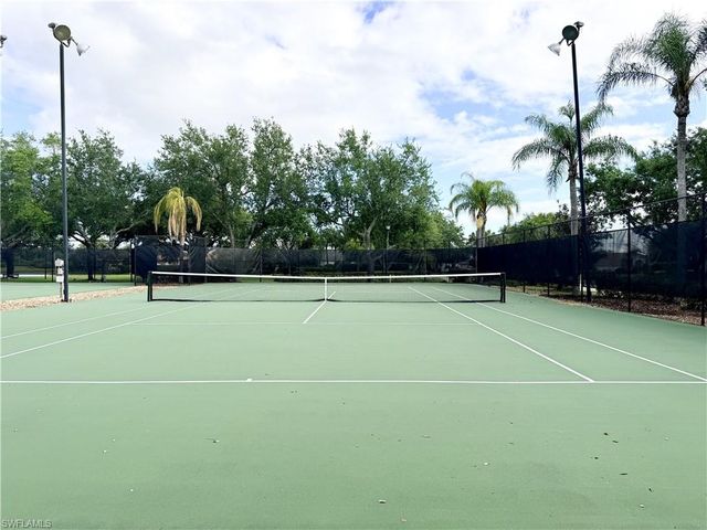 3304 Potomac CT, Naples, FL 34120