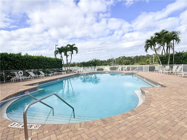 3304 Potomac CT, Naples, FL 34120