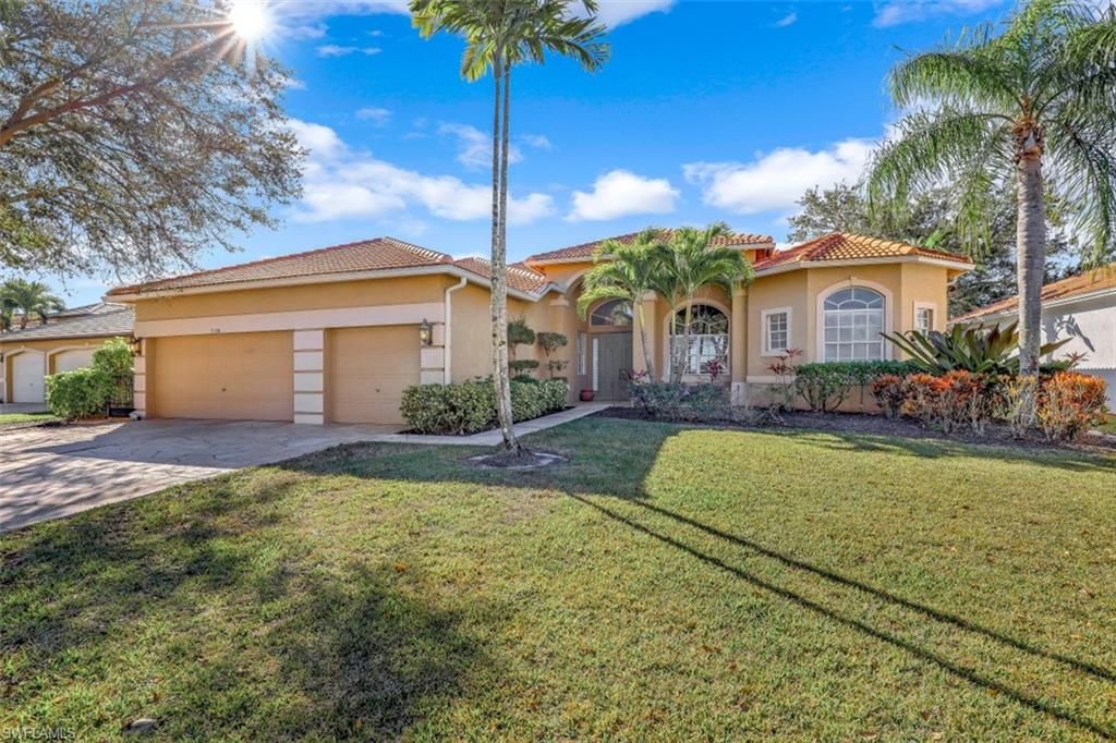3304 Potomac CT, Naples, FL 34120