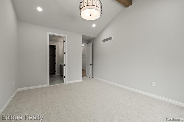 3358 Cornerstone Drive 10, Lake Orion, MI 48360